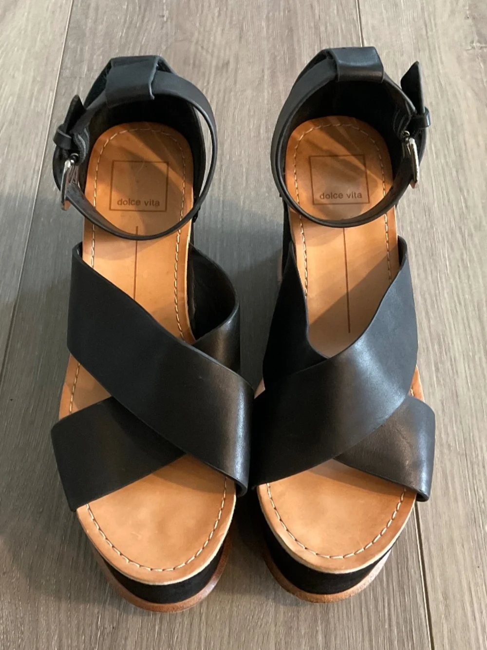 DOLCE VITA Dalrae Wedge Platform Studded Sandal in Black Leather/Suede Size 6.5